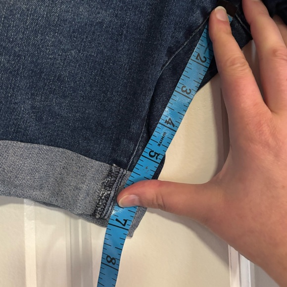 DKNY Rolled Cuff Blue Denim Women's Shorts, size 12 - Picture 8 of 8